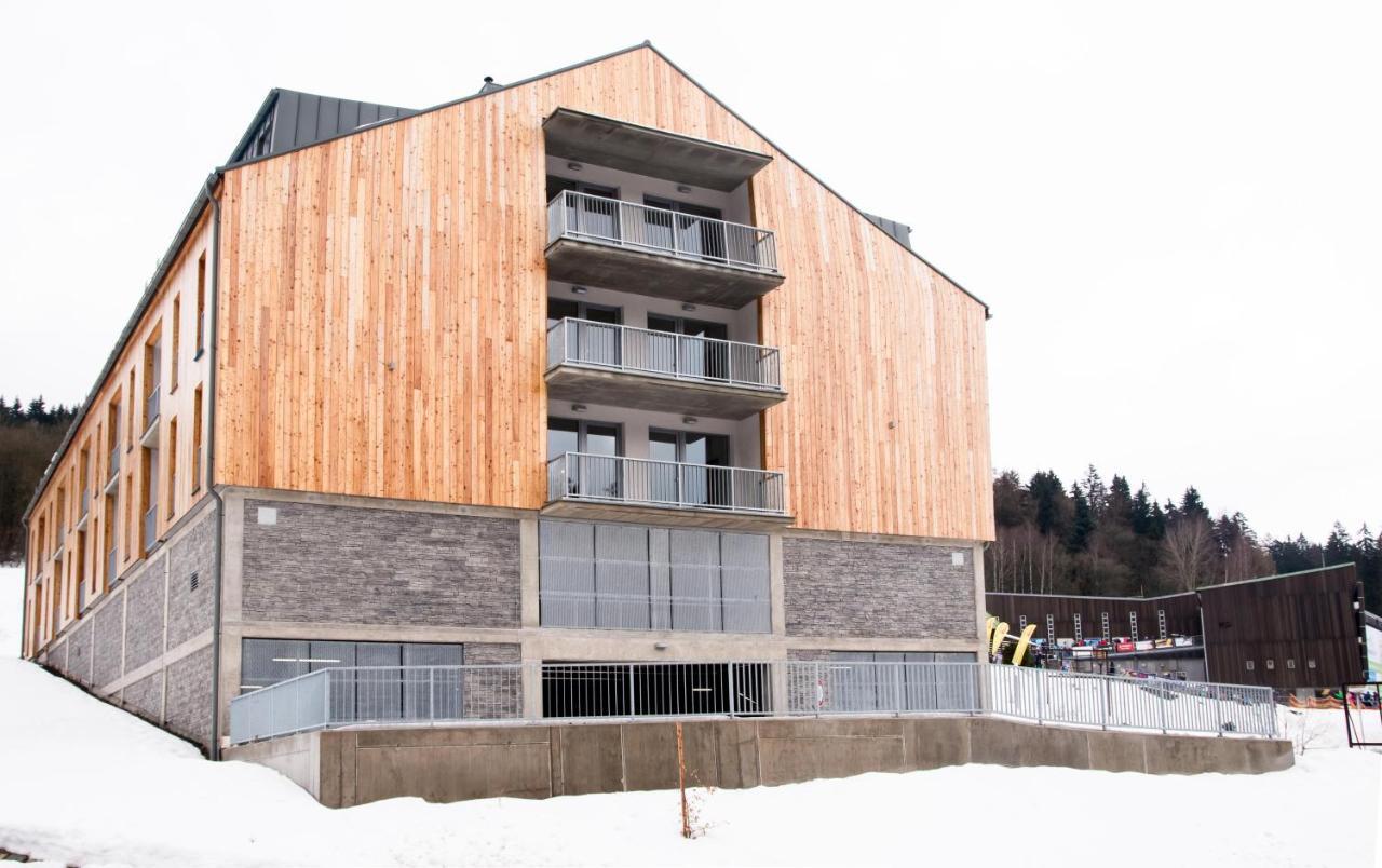 Jestrab 5 Apartmán *