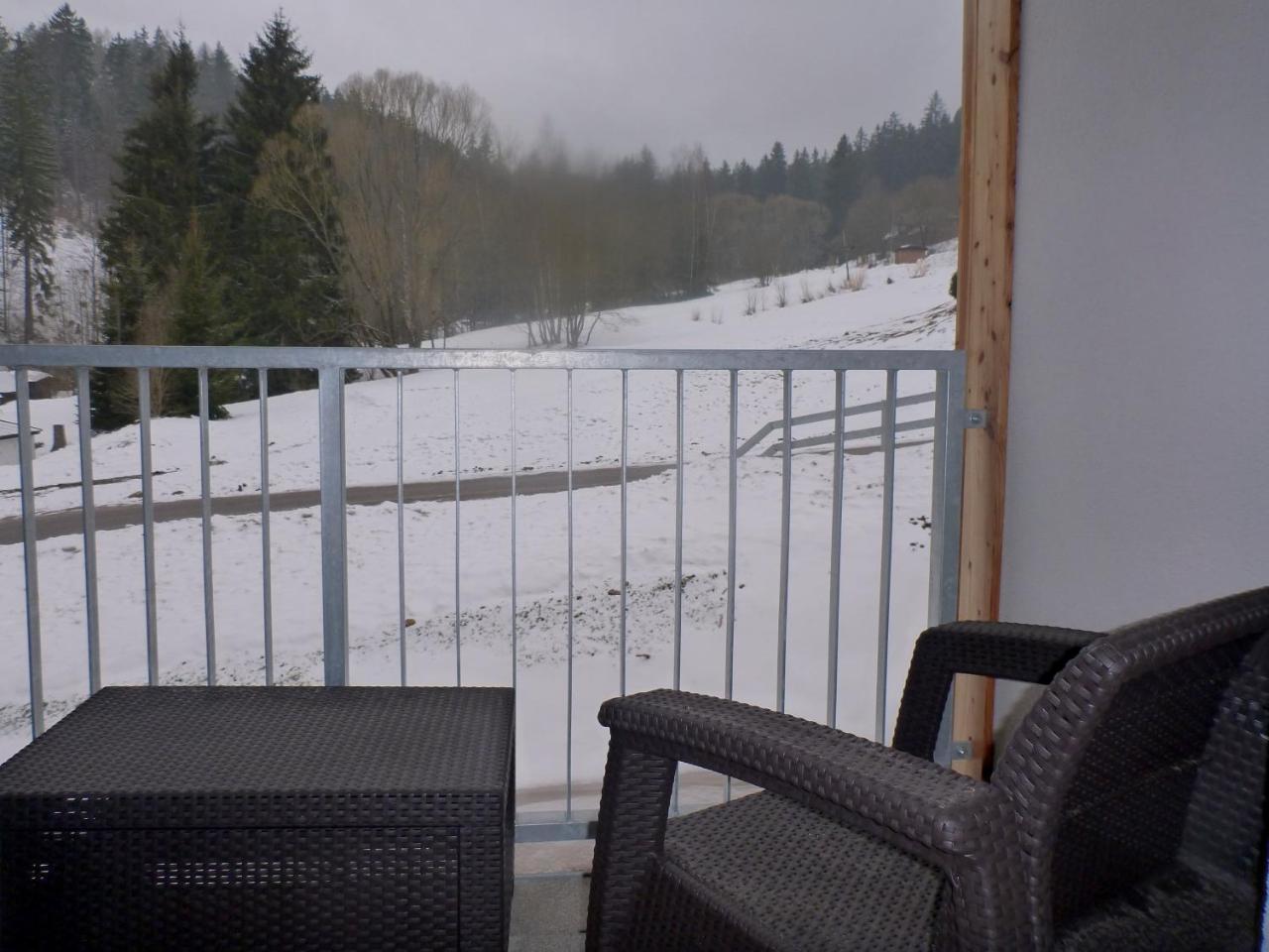 Apartment Jestrab 5 *