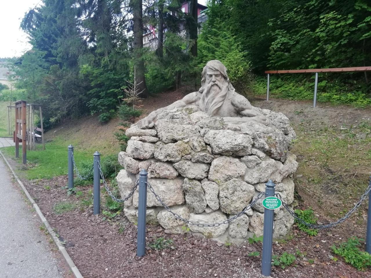 Apartmán Jestrab 5 *